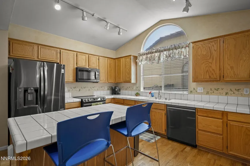 1055 Amico, Sparks, Nevada 89434, 4 Bedrooms Bedrooms, ,3 BathroomsBathrooms,Residential,Residential,Amico,0,260008510