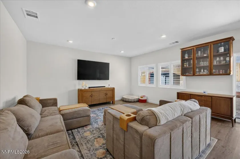 610 Union, Dayton, Nevada 89403, 5 Bedrooms Bedrooms, ,3 BathroomsBathrooms,Residential,Residential,Union,0,260008524