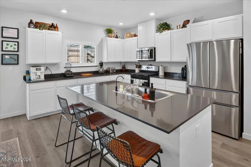 610 Union, Dayton, Nevada 89403, 5 Bedrooms Bedrooms, ,3 BathroomsBathrooms,Residential,Residential,Union,0,260008524