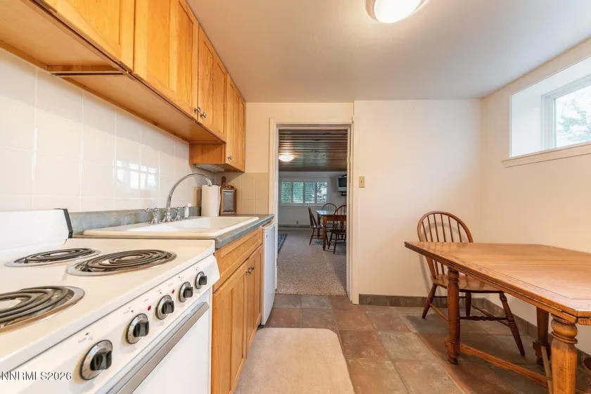 150 Juniper Hill, Reno, Nevada 89519, 7 Bedrooms Bedrooms, ,5 BathroomsBathrooms,Residential,Residential,Juniper Hill,0,260008525