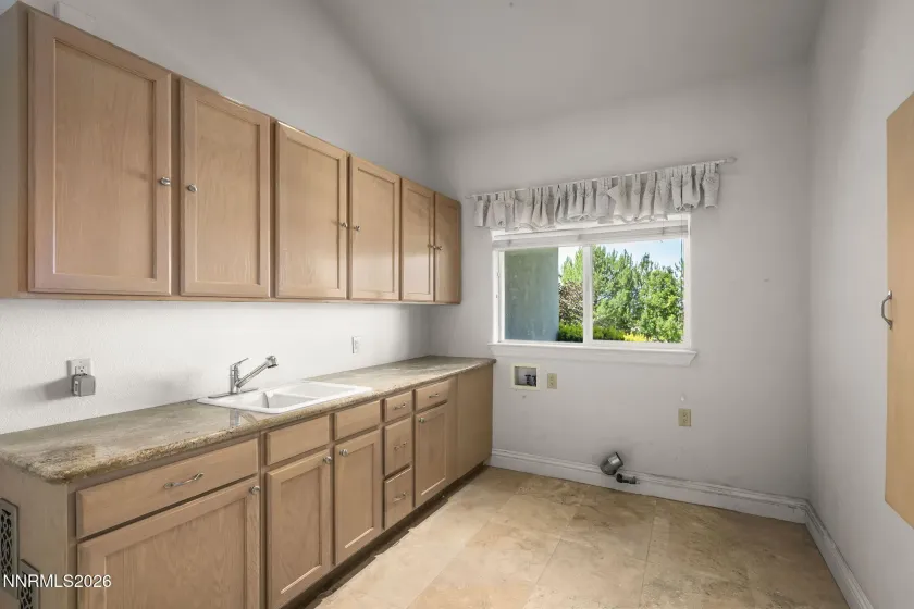 1450 Primio, Sparks, Nevada 89434, 4 Bedrooms Bedrooms, ,4 BathroomsBathrooms,Residential,Residential,Primio,0,260008530