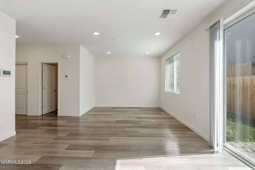 4903 Black Falcon, Sun Valley, Nevada 89433, 3 Bedrooms Bedrooms, ,3 BathroomsBathrooms,Residential,Residential,Black Falcon,0,260008531