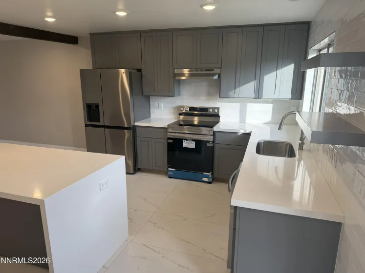 497 Smithridge, Reno, Nevada 89502, 2 Bedrooms Bedrooms, ,2 BathroomsBathrooms,Residential,Residential,Smithridge,0,260008532