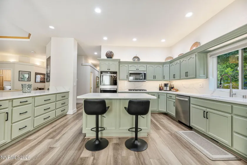 965 Springfield, Gardnerville, Nevada 89460, 3 Bedrooms Bedrooms, ,3 BathroomsBathrooms,Residential,Residential,Springfield,0,260008545