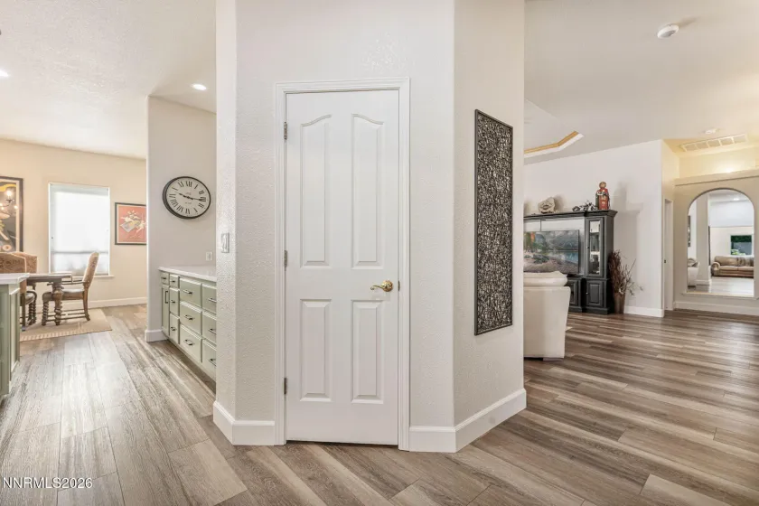 965 Springfield, Gardnerville, Nevada 89460, 3 Bedrooms Bedrooms, ,3 BathroomsBathrooms,Residential,Residential,Springfield,0,260008545