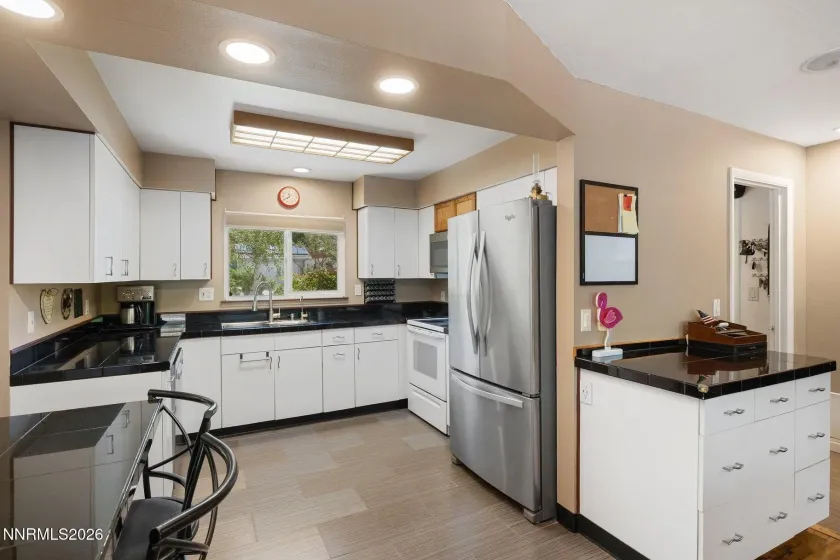 2255 Parkway, Reno, Nevada 89502, 5 Bedrooms Bedrooms, ,3 BathroomsBathrooms,Residential,Residential,Parkway,0,260008540