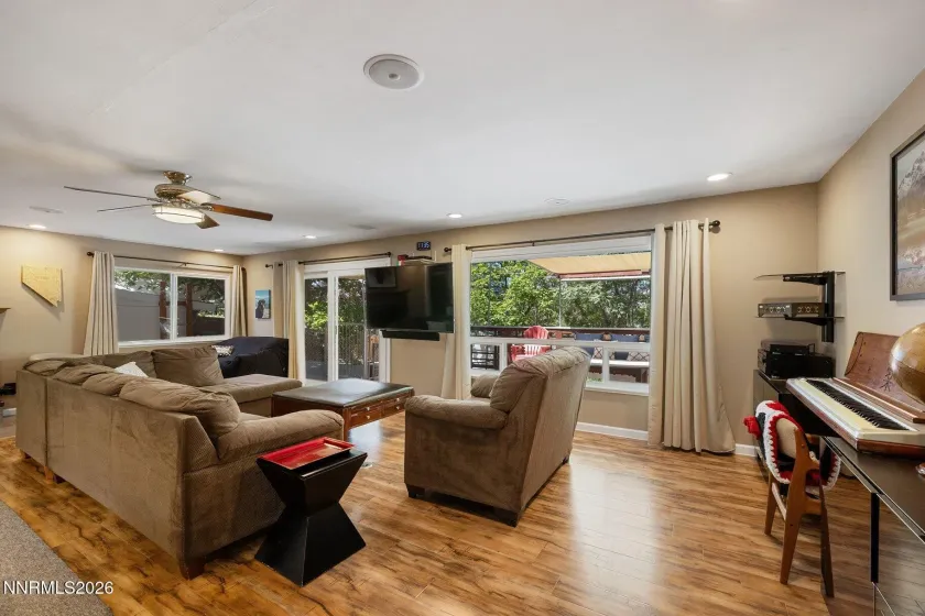 2255 Parkway, Reno, Nevada 89502, 5 Bedrooms Bedrooms, ,3 BathroomsBathrooms,Residential,Residential,Parkway,0,260008540