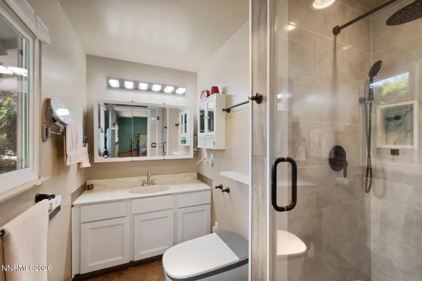 2255 Parkway, Reno, Nevada 89502, 5 Bedrooms Bedrooms, ,3 BathroomsBathrooms,Residential,Residential,Parkway,0,260008540
