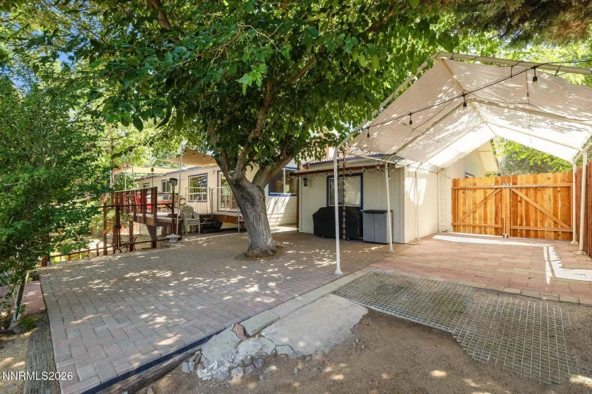 2255 Parkway, Reno, Nevada 89502, 5 Bedrooms Bedrooms, ,3 BathroomsBathrooms,Residential,Residential,Parkway,0,260008540