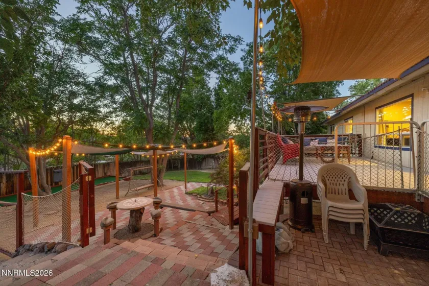 2255 Parkway, Reno, Nevada 89502, 5 Bedrooms Bedrooms, ,3 BathroomsBathrooms,Residential,Residential,Parkway,0,260008540