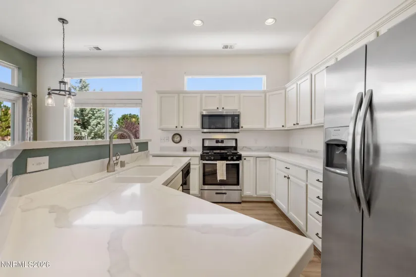 1064 Ridgefield, Carson City, Nevada 89706, 3 Bedrooms Bedrooms, ,2 BathroomsBathrooms,Residential,Residential,Ridgefield,0,260008542