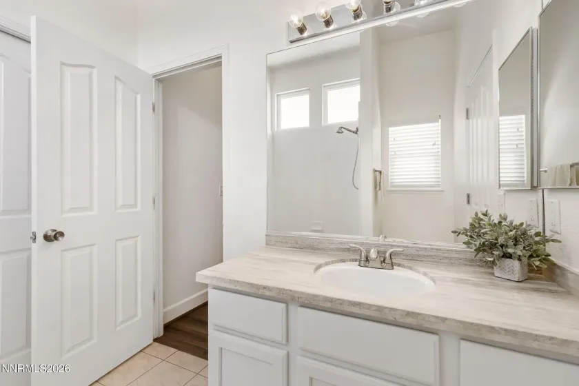 1064 Ridgefield, Carson City, Nevada 89706, 3 Bedrooms Bedrooms, ,2 BathroomsBathrooms,Residential,Residential,Ridgefield,0,260008542