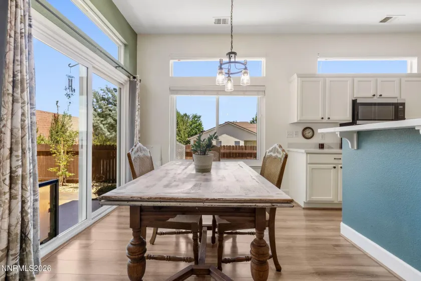 1064 Ridgefield, Carson City, Nevada 89706, 3 Bedrooms Bedrooms, ,2 BathroomsBathrooms,Residential,Residential,Ridgefield,0,260008542