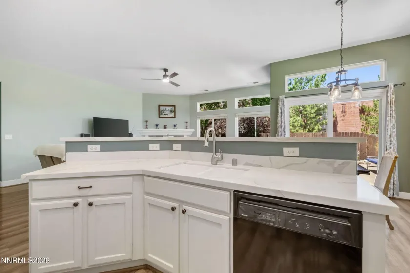 1064 Ridgefield, Carson City, Nevada 89706, 3 Bedrooms Bedrooms, ,2 BathroomsBathrooms,Residential,Residential,Ridgefield,0,260008542