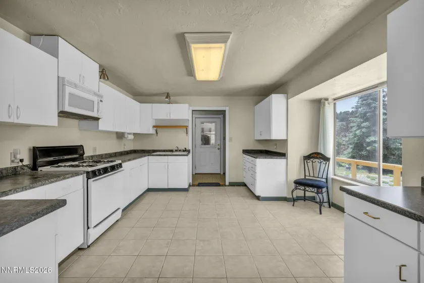 3490 Dry Lake, Reno, Nevada 89521, 3 Bedrooms Bedrooms, ,2 BathroomsBathrooms,Residential,Residential,Dry Lake,0,260008550