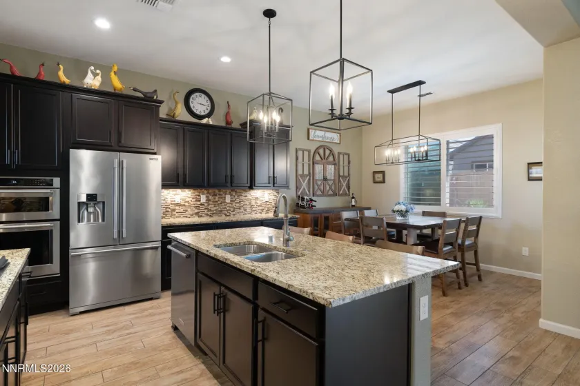 9675 Thesolious, Reno, Nevada 89521, 2 Bedrooms Bedrooms, ,3 BathroomsBathrooms,Residential,Residential,Thesolious,0,260008553