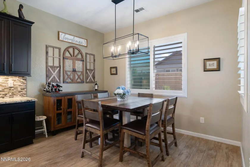 9675 Thesolious, Reno, Nevada 89521, 2 Bedrooms Bedrooms, ,3 BathroomsBathrooms,Residential,Residential,Thesolious,0,260008553