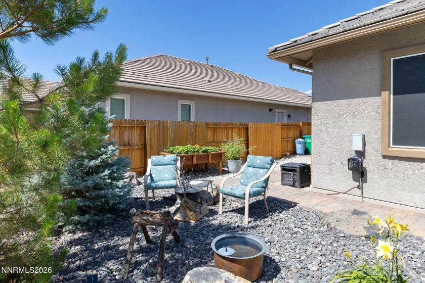 9675 Thesolious, Reno, Nevada 89521, 2 Bedrooms Bedrooms, ,3 BathroomsBathrooms,Residential,Residential,Thesolious,0,260008553