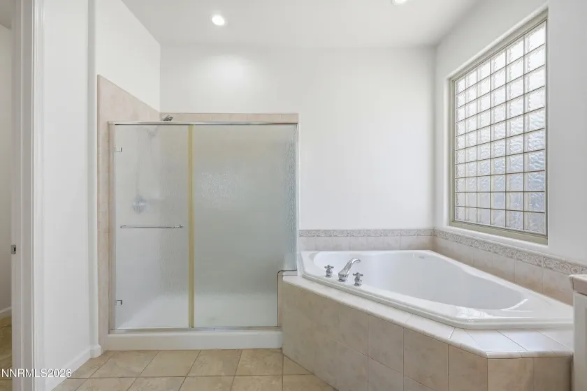 9900 Wilbur May, Reno, Nevada 89521, 3 Bedrooms Bedrooms, ,3 BathroomsBathrooms,Residential,Residential,Wilbur May,0,260008556