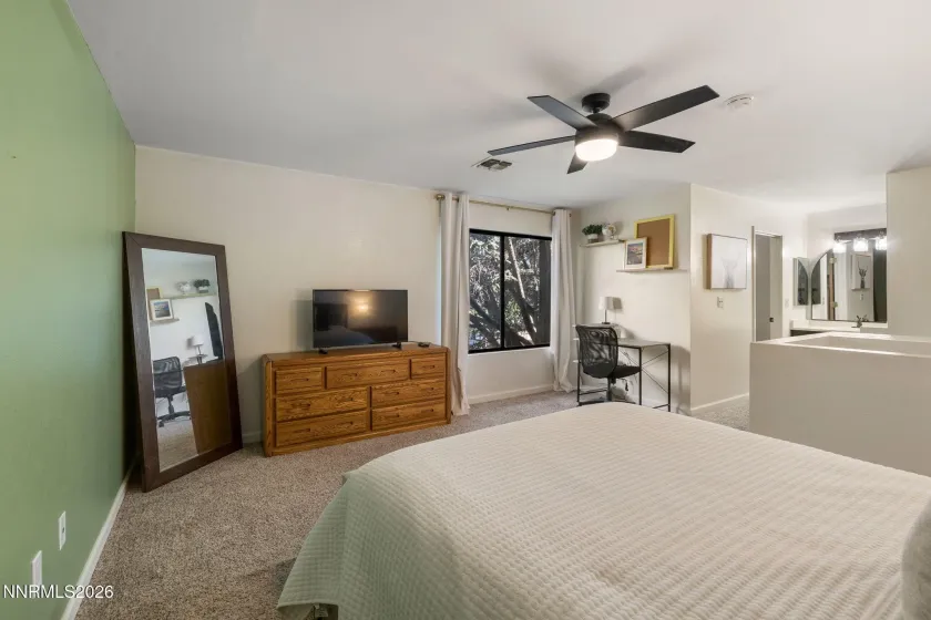 4560 Matich, Reno, Nevada 89502, 1 Bedroom Bedrooms, ,2 BathroomsBathrooms,Residential,Residential,Matich,0,260008559
