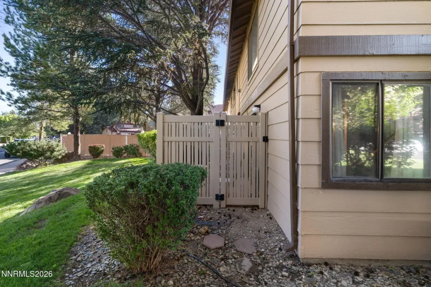 4560 Matich, Reno, Nevada 89502, 1 Bedroom Bedrooms, ,2 BathroomsBathrooms,Residential,Residential,Matich,0,260008559