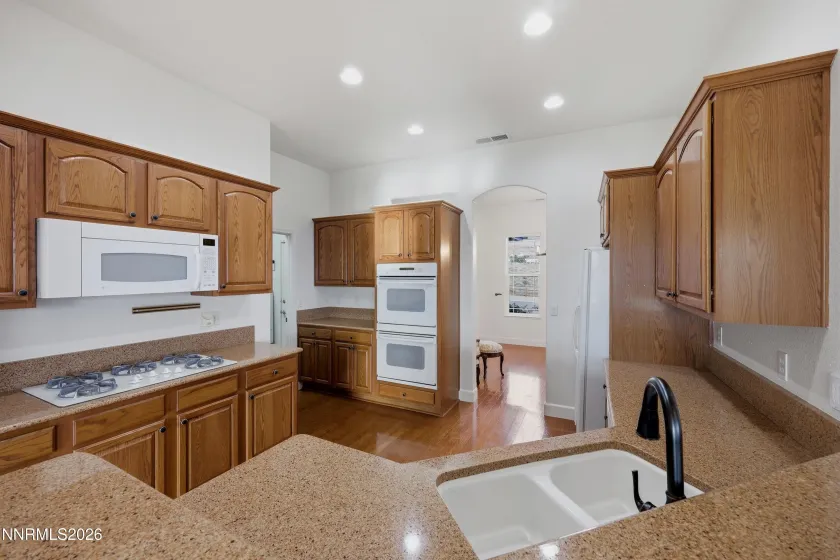 7685 Desert Vista, Sparks, Nevada 89436, 4 Bedrooms Bedrooms, ,4 BathroomsBathrooms,Residential,Residential,Desert Vista,0,260008561