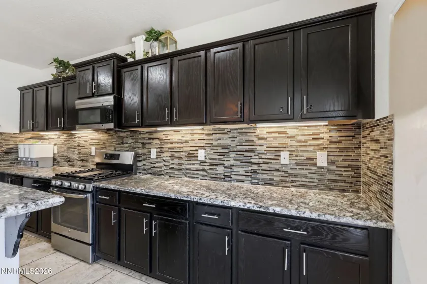 2984 Fork, Fernley, Nevada 89408, 5 Bedrooms Bedrooms, ,3 BathroomsBathrooms,Residential,Residential,Fork,0,260008534