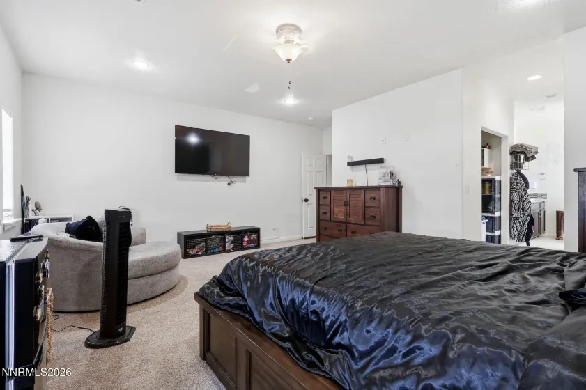 2984 Fork, Fernley, Nevada 89408, 5 Bedrooms Bedrooms, ,3 BathroomsBathrooms,Residential,Residential,Fork,0,260008534