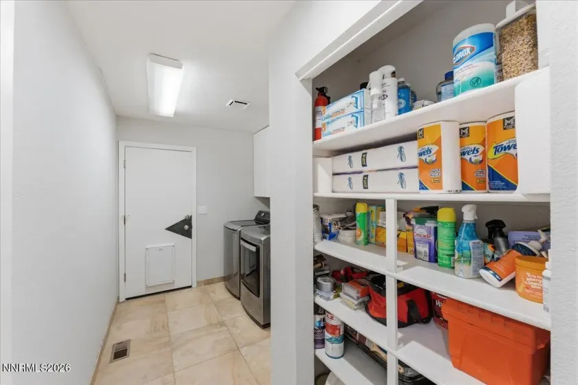 310 Veronica, Sparks, Nevada 89436, 3 Bedrooms Bedrooms, ,2 BathroomsBathrooms,Residential,Residential,Veronica,0,260008537