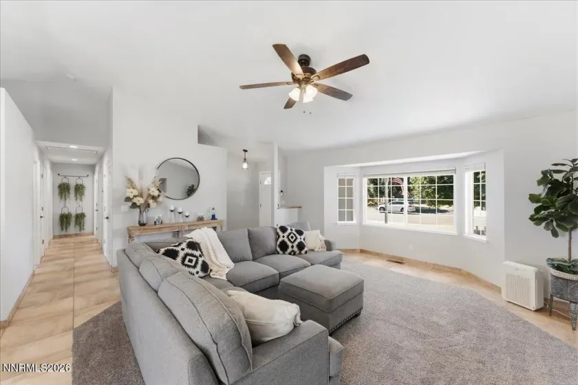 310 Veronica, Sparks, Nevada 89436, 3 Bedrooms Bedrooms, ,2 BathroomsBathrooms,Residential,Residential,Veronica,0,260008537