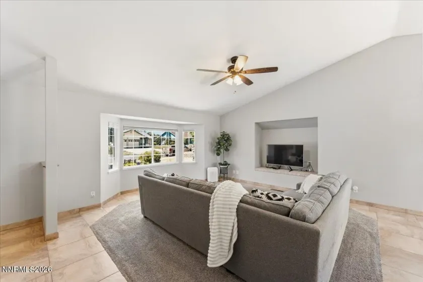 310 Veronica, Sparks, Nevada 89436, 3 Bedrooms Bedrooms, ,2 BathroomsBathrooms,Residential,Residential,Veronica,0,260008537