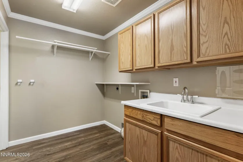 1436 Kinglet, Spanish Springs, Nevada 89441, 4 Bedrooms Bedrooms, ,3 BathroomsBathrooms,Residential,Residential,Kinglet,0,260008539
