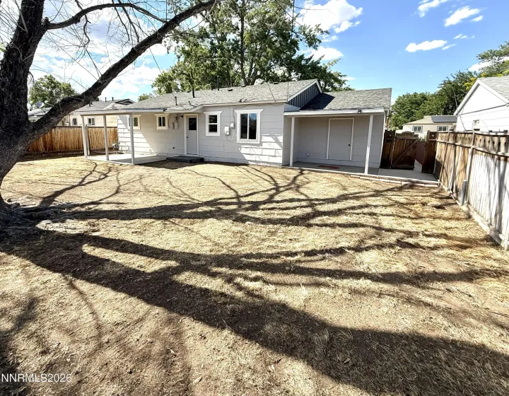 1145 York, Sparks, Nevada 89431, 3 Bedrooms Bedrooms, ,1 BathroomBathrooms,Residential,Residential,York,0,260008566