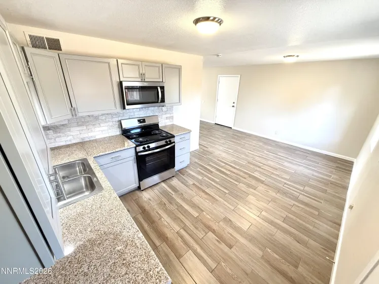 1145 York, Sparks, Nevada 89431, 3 Bedrooms Bedrooms, ,1 BathroomBathrooms,Residential,Residential,York,0,260008566