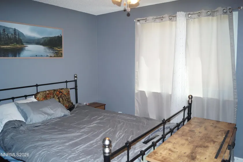 1066 Locomotive, Sparks, Nevada 89434, 4 Bedrooms Bedrooms, ,3 BathroomsBathrooms,Residential,Residential,Locomotive,0,260008572