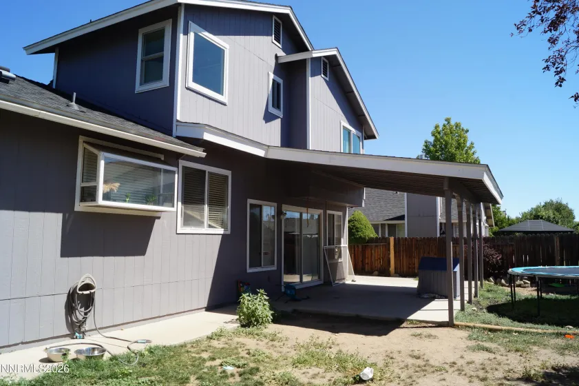 1066 Locomotive, Sparks, Nevada 89434, 4 Bedrooms Bedrooms, ,3 BathroomsBathrooms,Residential,Residential,Locomotive,0,260008572