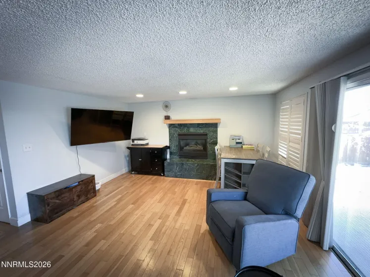 1066 Locomotive, Sparks, Nevada 89434, 4 Bedrooms Bedrooms, ,3 BathroomsBathrooms,Residential,Residential,Locomotive,0,260008572