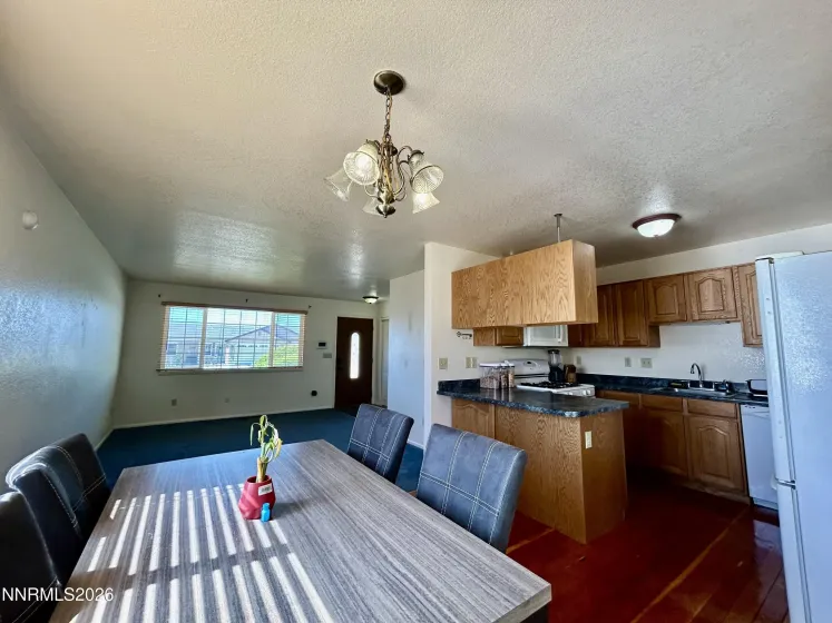 630 Ross, Winnemucca, Nevada 89445, 2 Bedrooms Bedrooms, ,2 BathroomsBathrooms,Residential,Residential,Ross,0,260008580