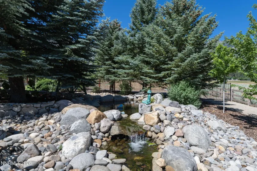 285 Sierra Country, Gardnerville, Nevada 89460, 4 Bedrooms Bedrooms, ,5 BathroomsBathrooms,Residential,Residential,Sierra Country,0,260008581