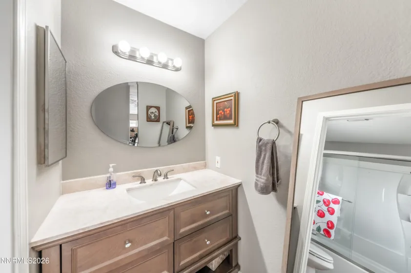2736 Caballo, Reno, Nevada 89502, 3 Bedrooms Bedrooms, ,3 BathroomsBathrooms,Residential,Residential,Caballo,0,260008584