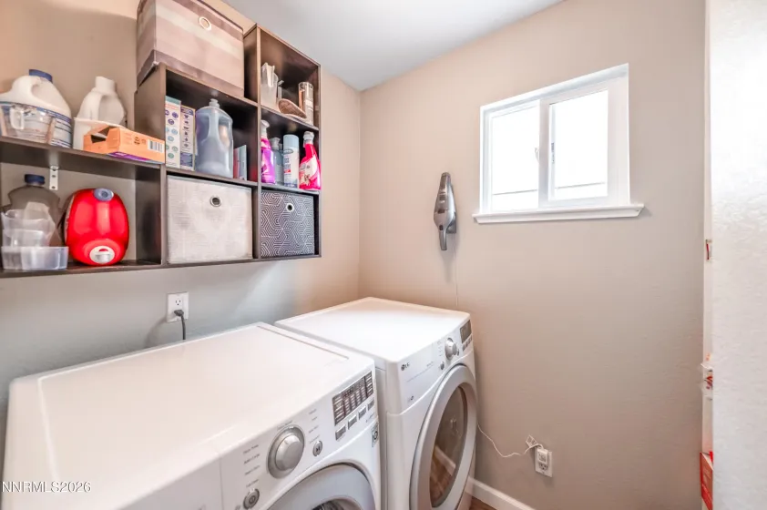 2736 Caballo, Reno, Nevada 89502, 3 Bedrooms Bedrooms, ,3 BathroomsBathrooms,Residential,Residential,Caballo,0,260008584