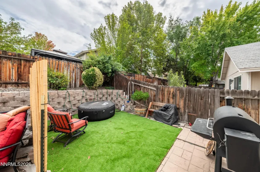 2736 Caballo, Reno, Nevada 89502, 3 Bedrooms Bedrooms, ,3 BathroomsBathrooms,Residential,Residential,Caballo,0,260008584