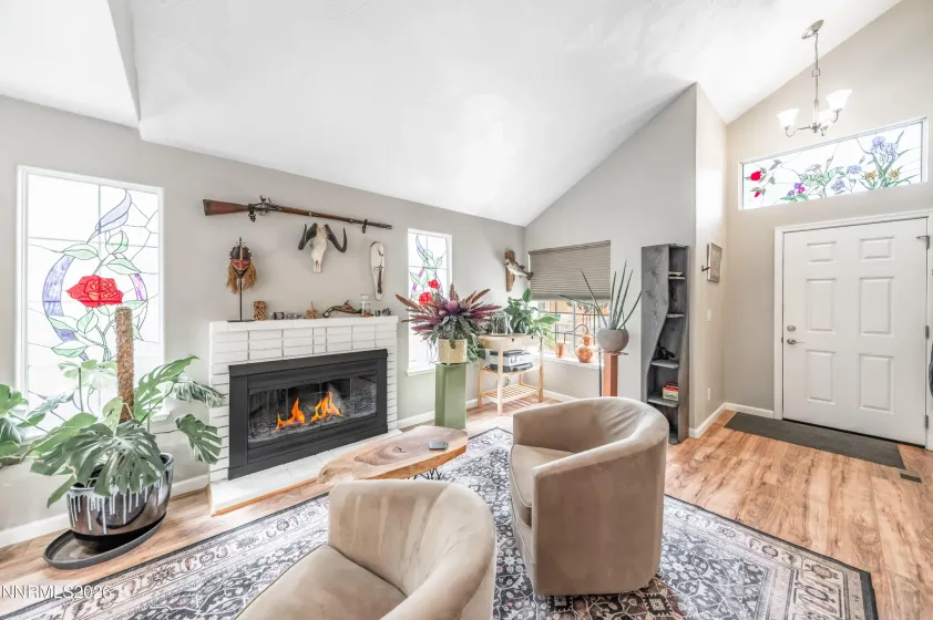 2736 Caballo, Reno, Nevada 89502, 3 Bedrooms Bedrooms, ,3 BathroomsBathrooms,Residential,Residential,Caballo,0,260008584