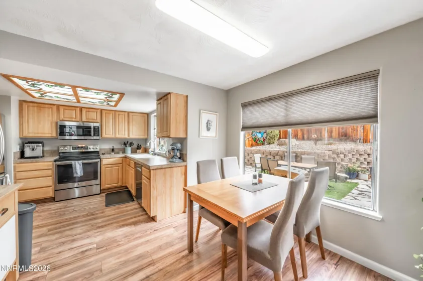 2736 Caballo, Reno, Nevada 89502, 3 Bedrooms Bedrooms, ,3 BathroomsBathrooms,Residential,Residential,Caballo,0,260008584