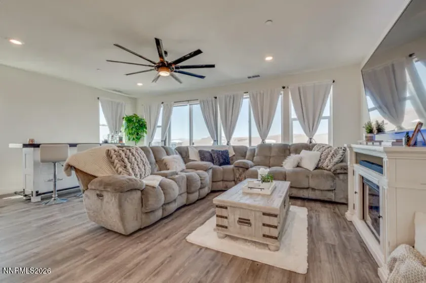 2788 Vecchio, Sparks, Nevada 89434, 4 Bedrooms Bedrooms, ,3 BathroomsBathrooms,Residential,Residential,Vecchio,0,260008585