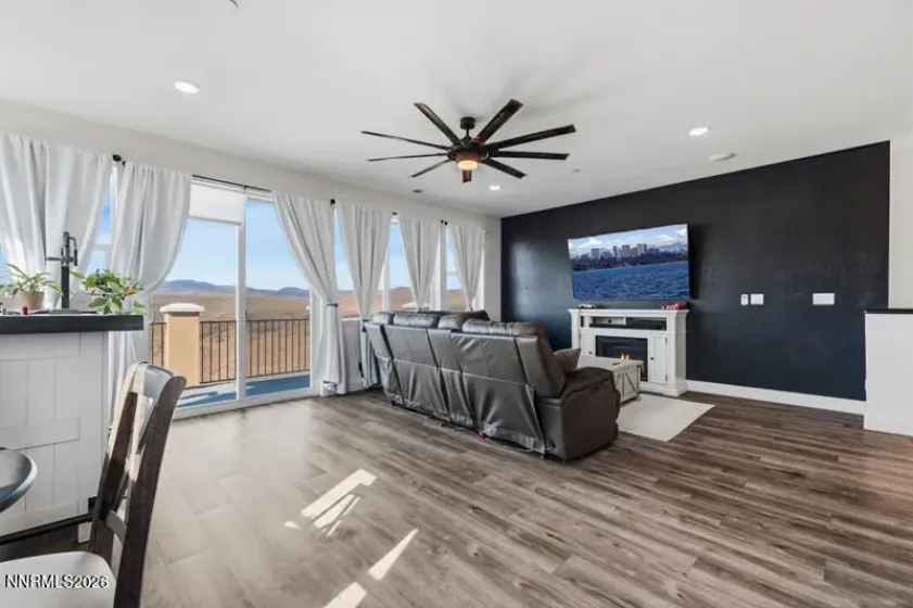 2788 Vecchio, Sparks, Nevada 89434, 4 Bedrooms Bedrooms, ,3 BathroomsBathrooms,Residential,Residential,Vecchio,0,260008585