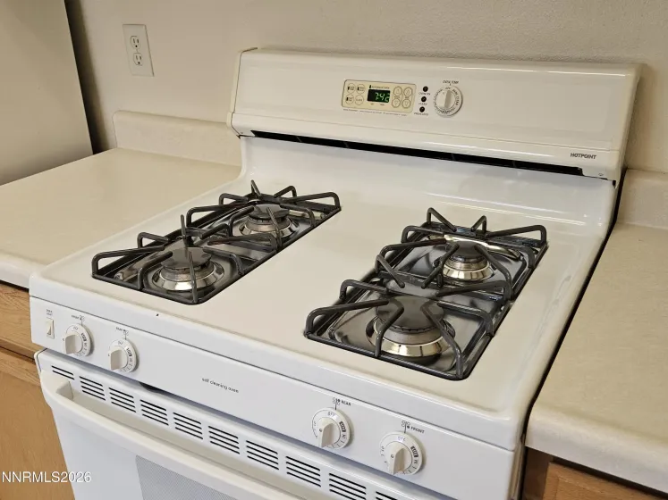 342 Garden, Fernley, Nevada 89408, 3 Bedrooms Bedrooms, ,2 BathroomsBathrooms,Residential,Residential,Garden,0,260008589