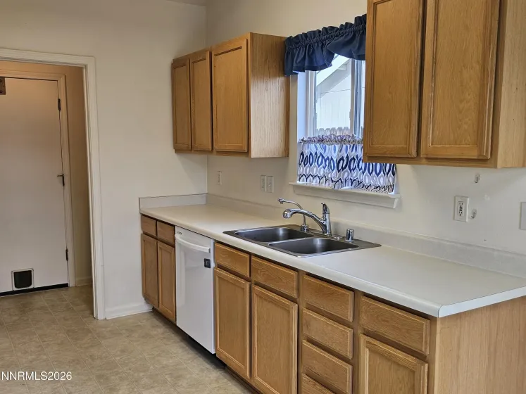 342 Garden, Fernley, Nevada 89408, 3 Bedrooms Bedrooms, ,2 BathroomsBathrooms,Residential,Residential,Garden,0,260008589
