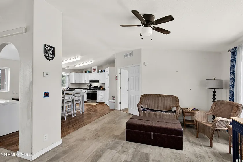 695 Dillon, Spring Creek, Nevada 89815, 4 Bedrooms Bedrooms, ,3 BathroomsBathrooms,Residential,Residential,Dillon,0,260008590