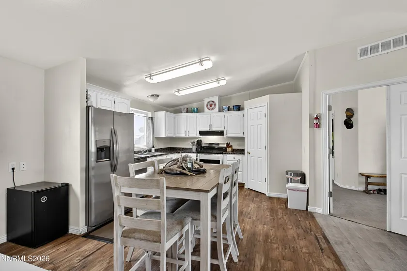 695 Dillon, Spring Creek, Nevada 89815, 4 Bedrooms Bedrooms, ,3 BathroomsBathrooms,Residential,Residential,Dillon,0,260008590